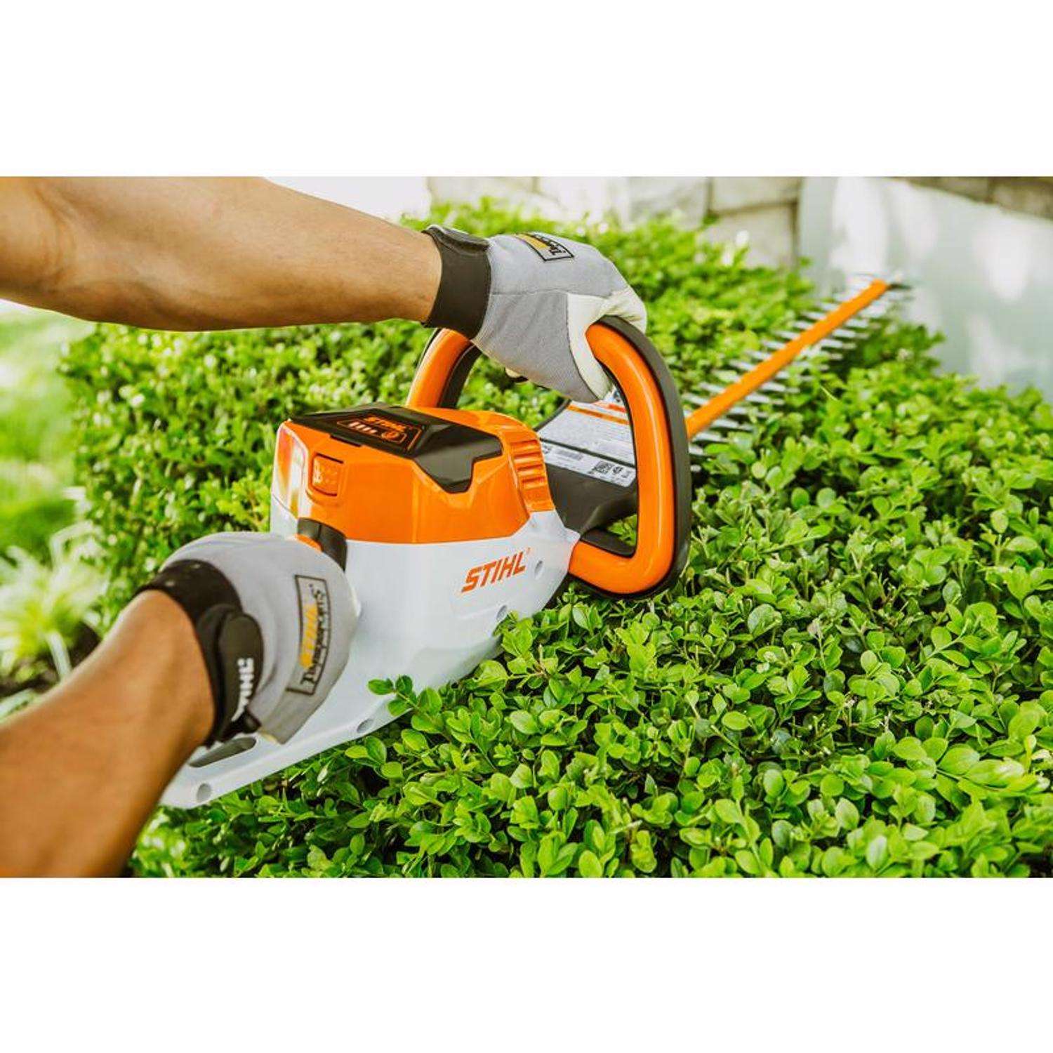  STIHL HSA 56 18 In. 36 V Battery Hedge Trimmer Tool Only