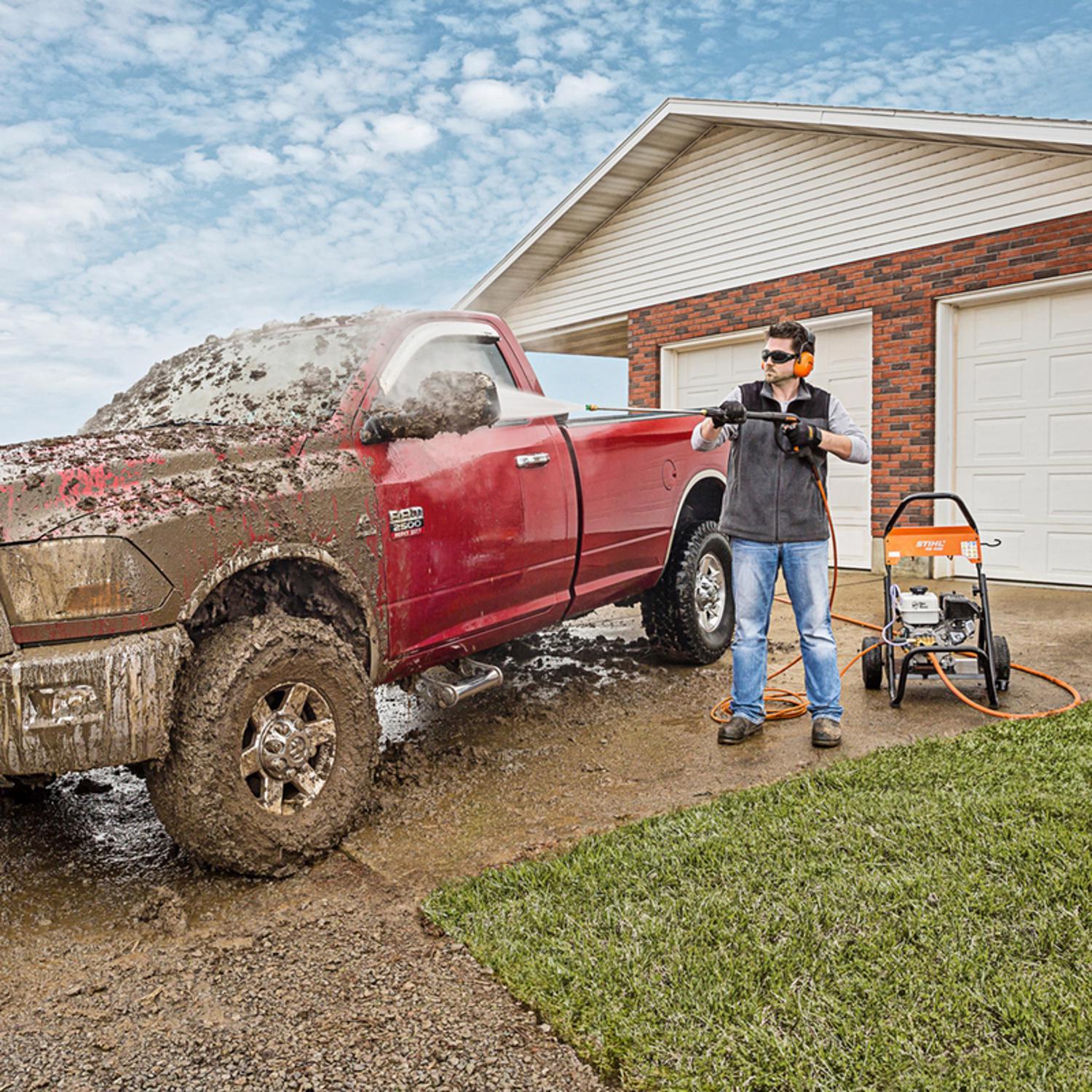  STIHL Dirt Boss RB 400 2700 Psi Gas 2.7 Gpm Pressure Washer