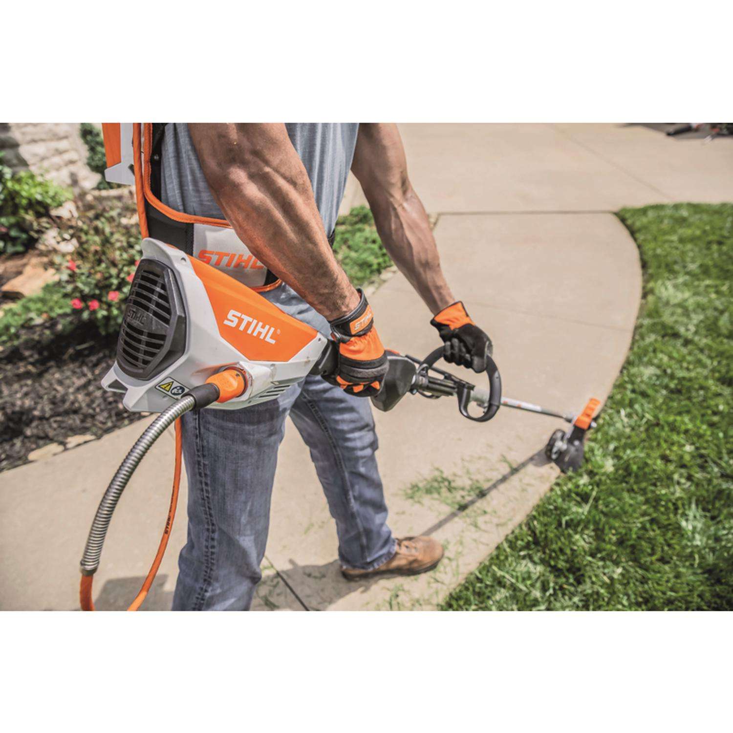  STIHL KMA 130 R 36 V Battery Multi-System Power Head Tool Only