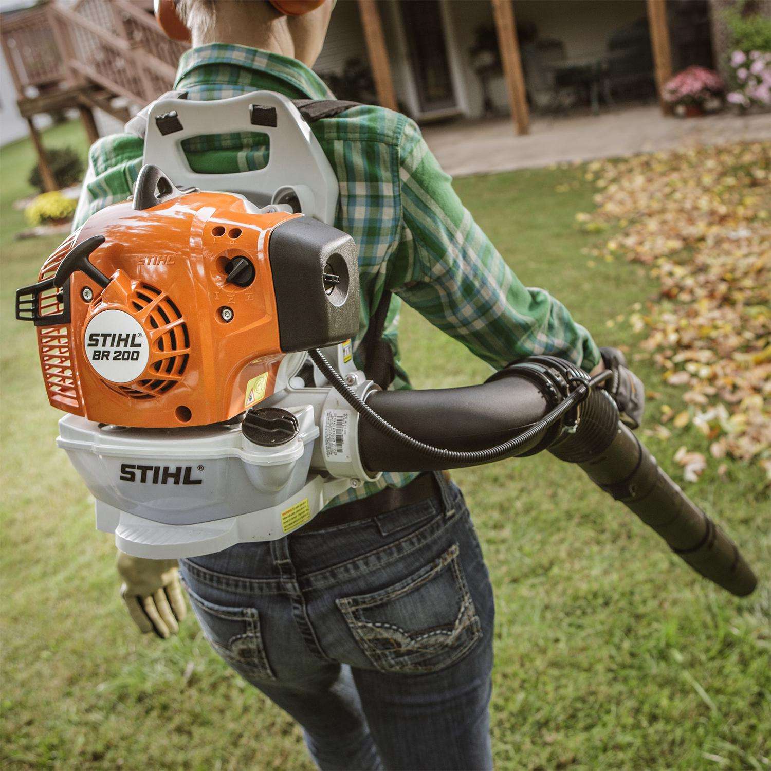  STIHL BR 200 150 Mph 400 CFM Gas Backpack Leaf Blower
