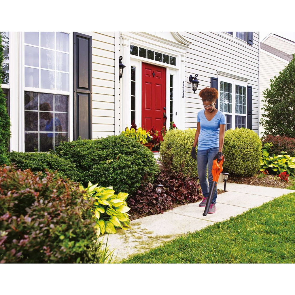 Black & Decker Black+Decker LCC221 10 In. 20 V Battery Edger/Trimmer Kit (Battery & Charger)