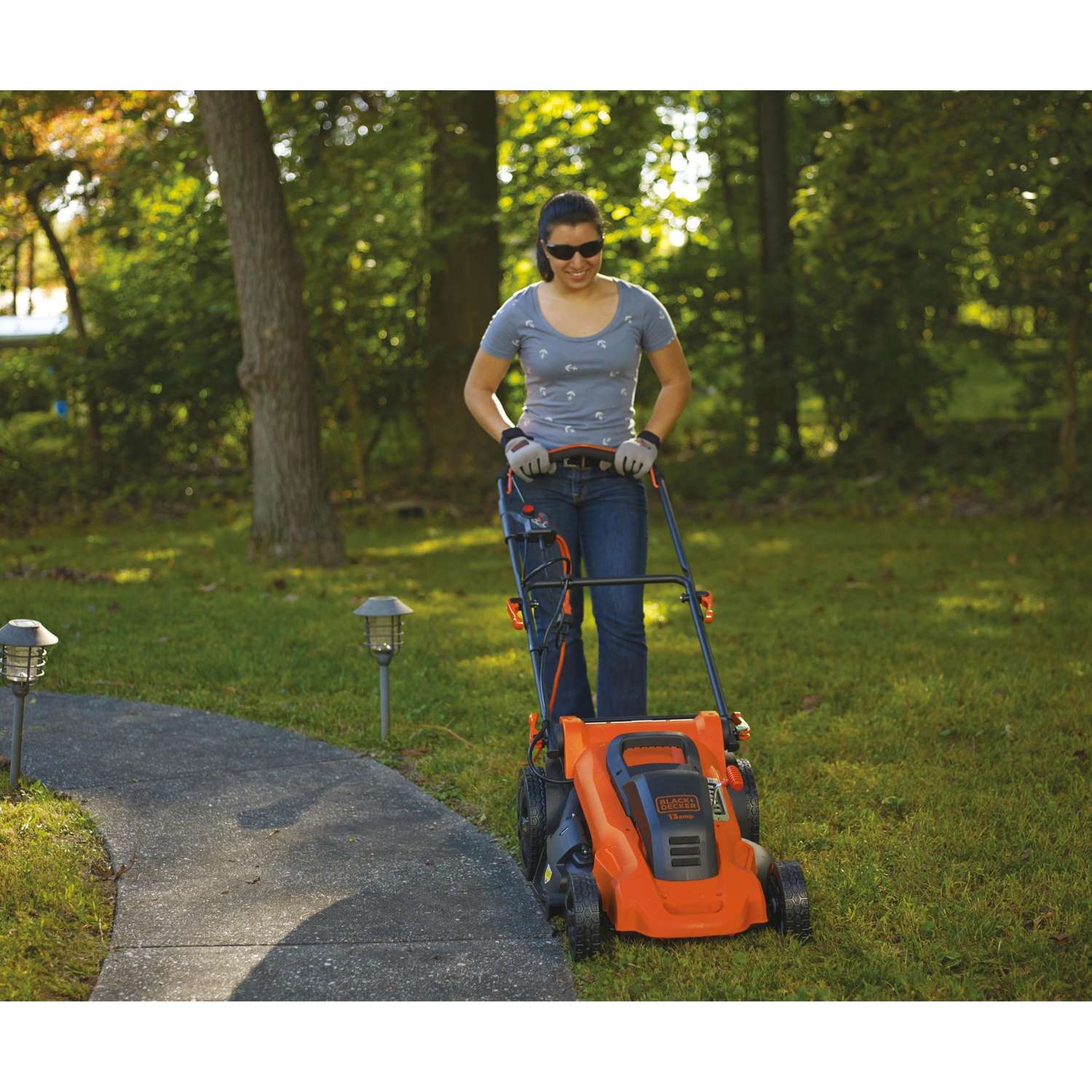 Black & Decker Black+Decker EdgeMax 20 In. 120 V Electric Lawn Mower