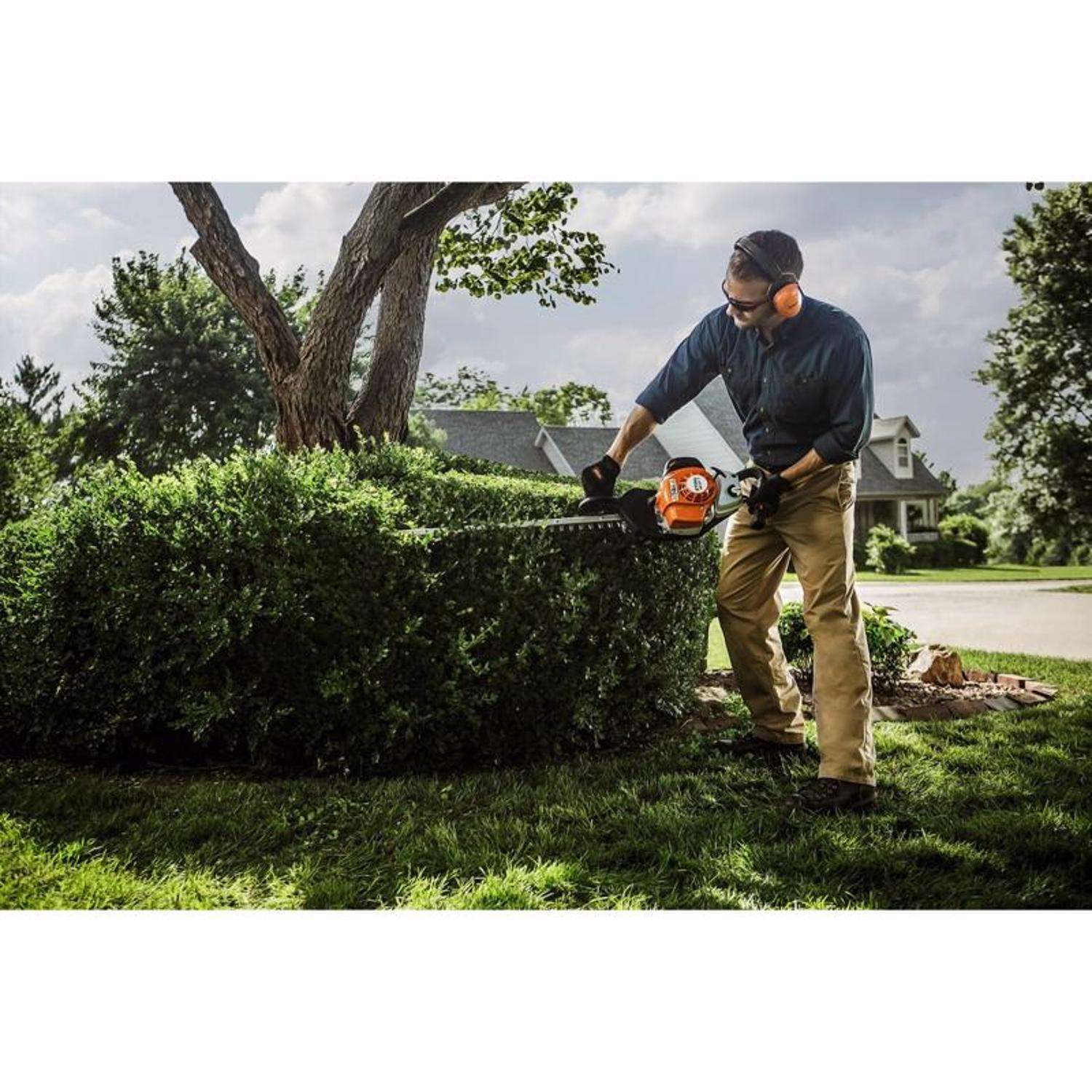  STIHL HS 87 T 30 In. Gas Hedge Trimmer