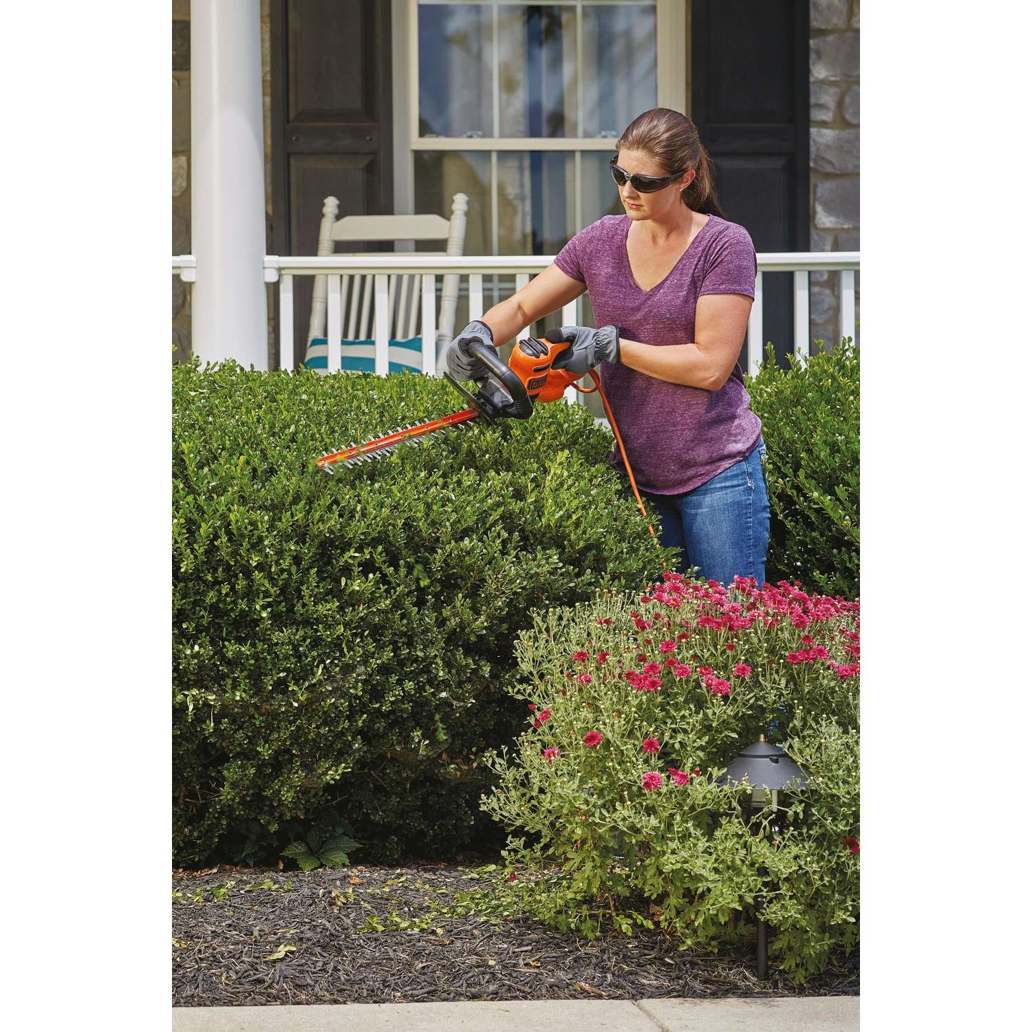 Black & Decker Black+Decker 18 In. 120 V Electric Hedge Trimmer Tool Only