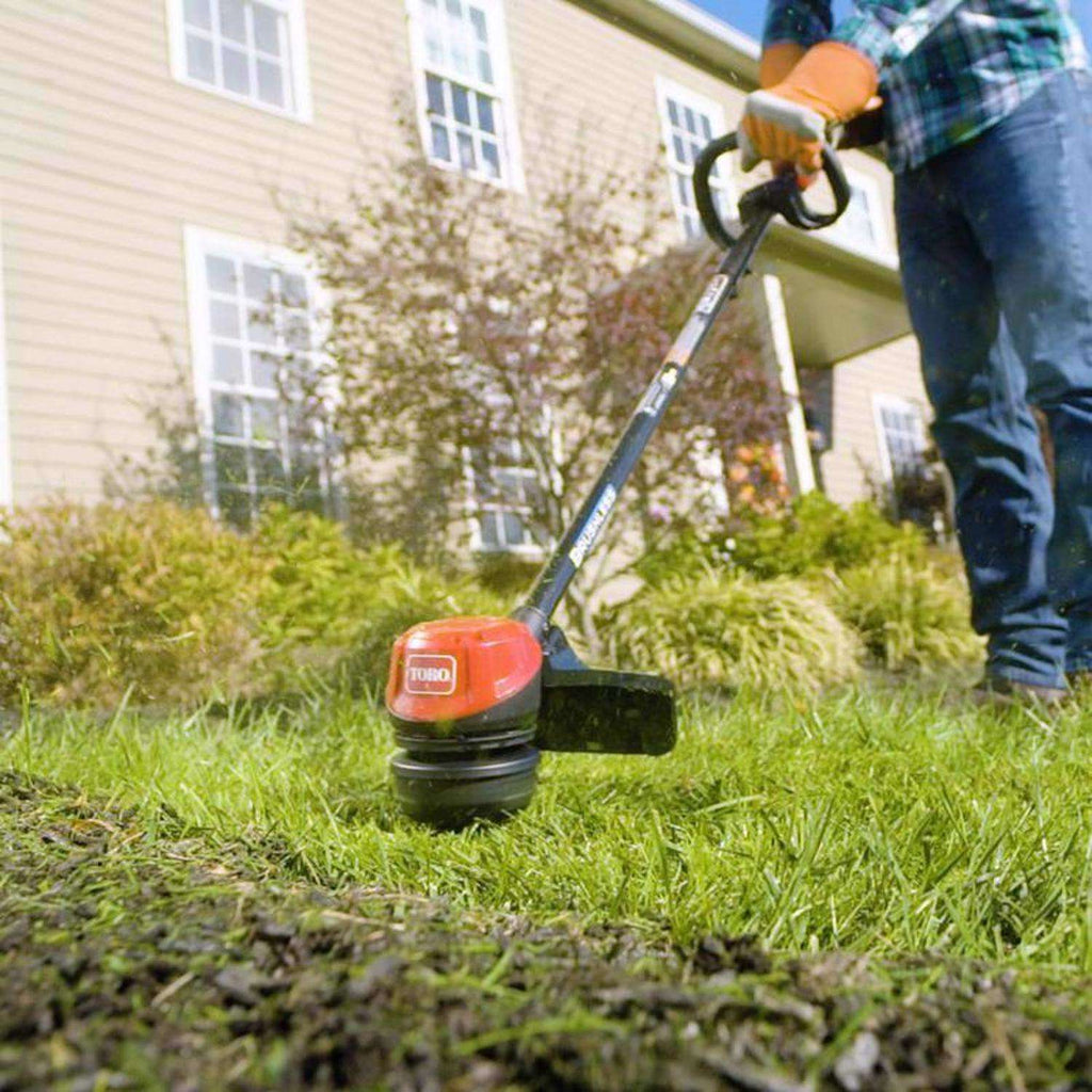  Toro Flex Force 51831 15 In. 60 V Battery String Trimmer Kit (Battery & Charger)