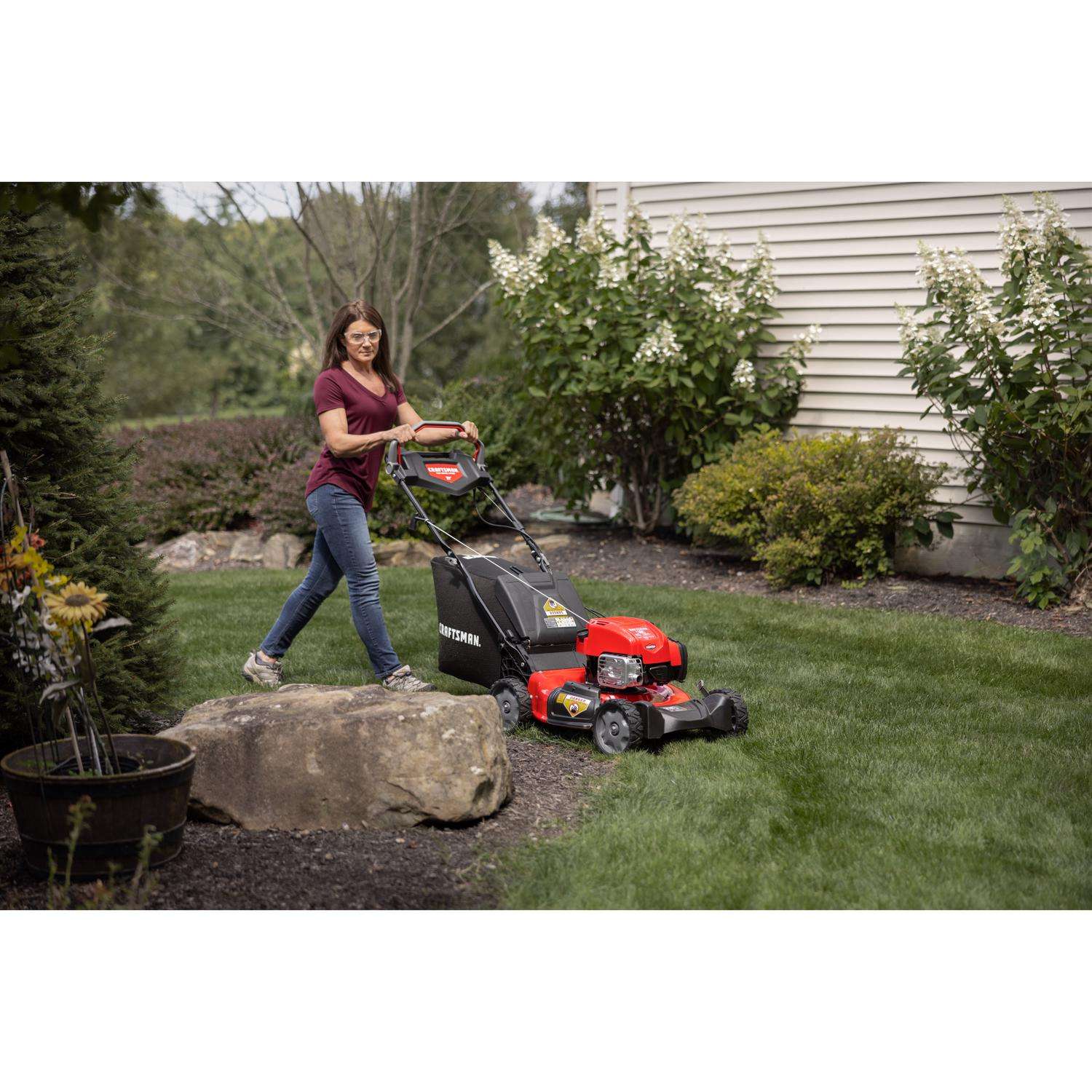  Craftsman CMGM231202 21 In. 163 Cc Gas Self-Propelled Lawn Mower