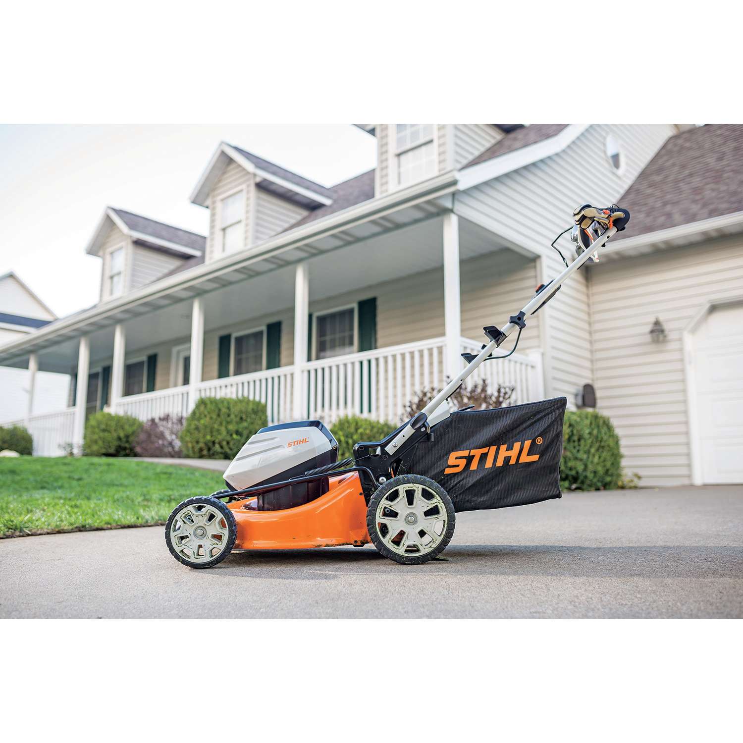  STIHL RMA 460 19 In. 36 V Battery Lawn Mower Tool Only