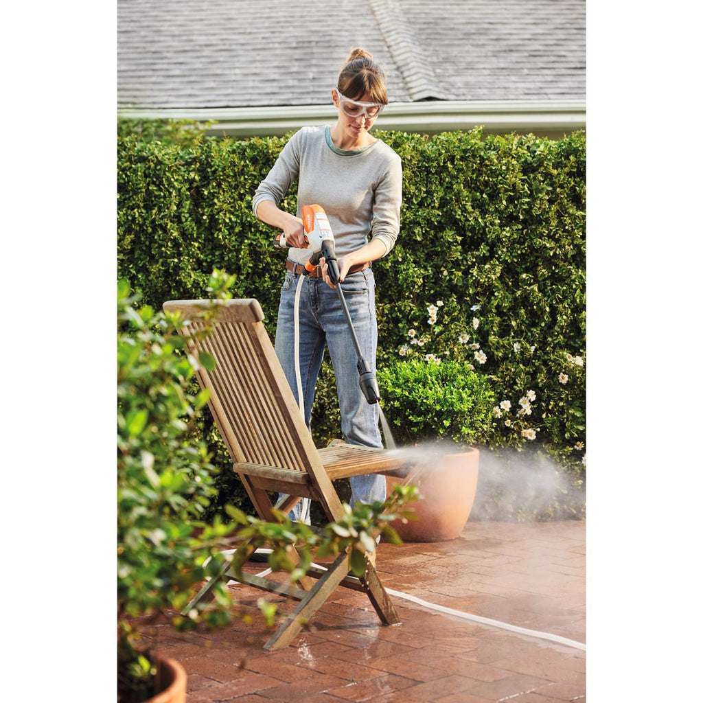  STIHL RCA 20 350 Psi Battery 1 Gpm Portable Power Cleaner Kit (Battery & Charger)