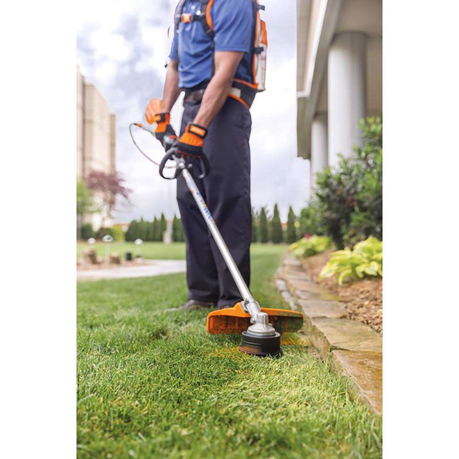  STIHL FSA 130 R 16.5 In. Battery String Trimmer