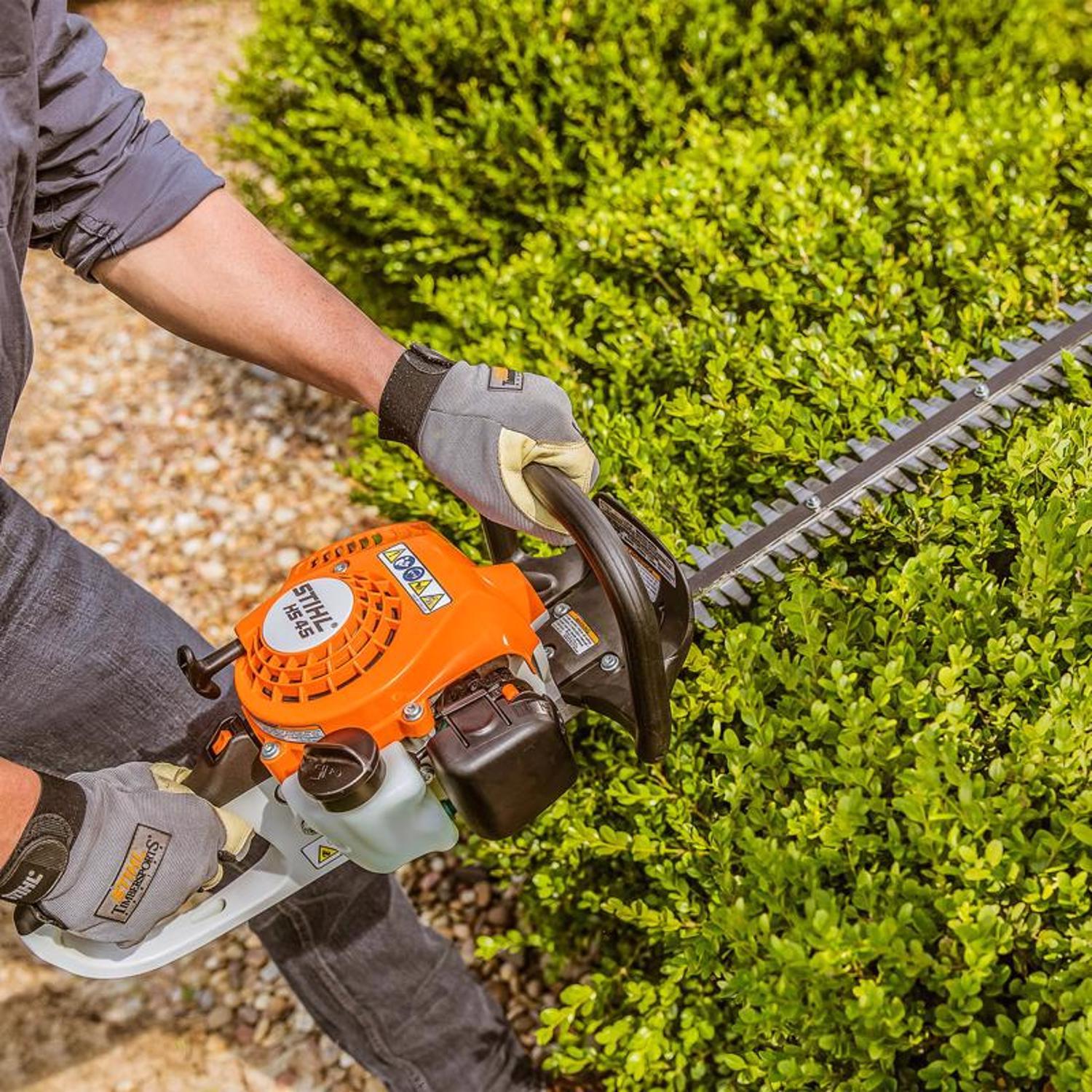  STIHL HS 45 18 In. Gas Hedge Trimmer