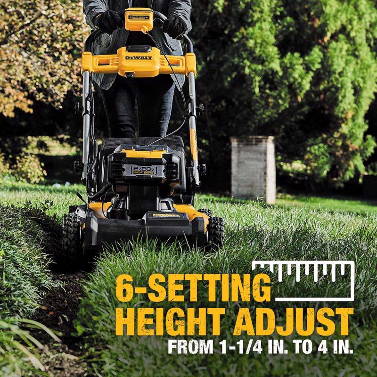  DeWalt 20V MAX DCMWSP244U2 21 In. 20 V Battery Self-Propelled Lawn Mower Kit (Battery & Charger)