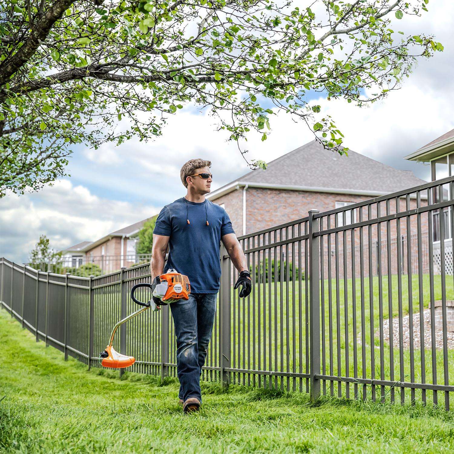  STIHL FS 40 C-E 15 In. Gas String Trimmer