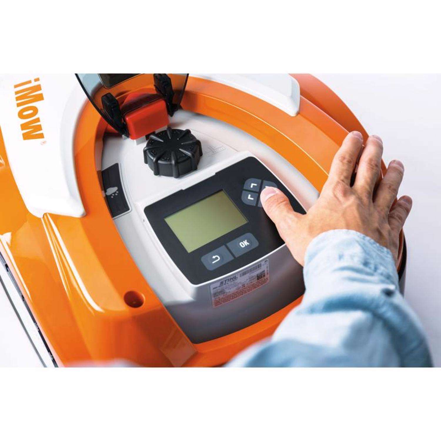  STIHL IMOW RMI 422 PC-L Battery Self-Propelled Robotic Lawn Mower