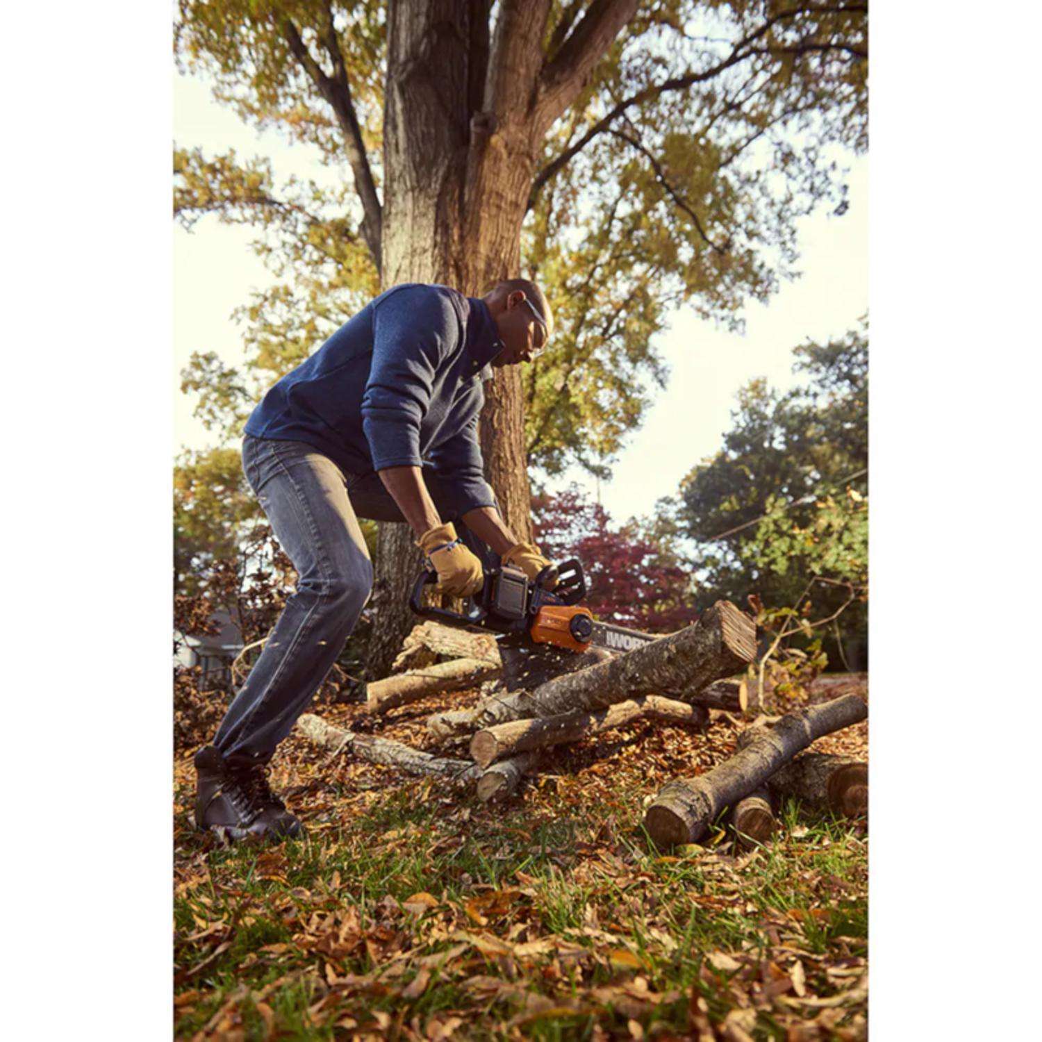  Worx 14 In. 40 V Battery Chainsaw Kit (Battery & Charger)