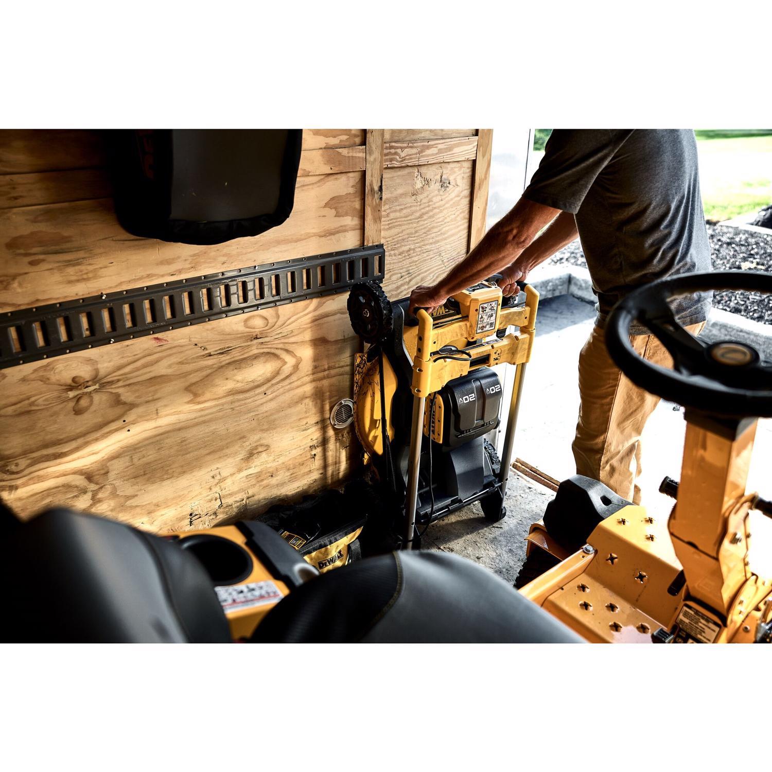  DeWalt 2X20V MAX DCMWP234U2 21 In. 20 V Battery Lawn Mower Kit (Battery & Charger)