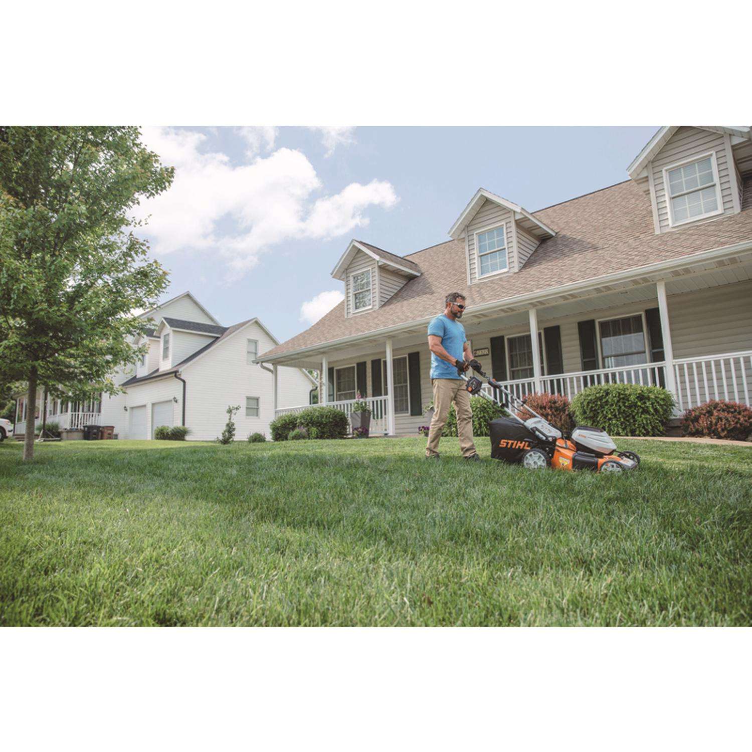  STIHL RMA 510 V 21 In. 36 V Battery Self-Propelled Lawn Mower Tool Only