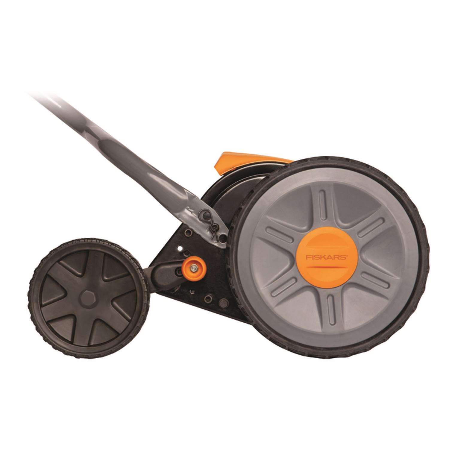  Fiskars StaySharp 17 In. Manual Lawn Mower