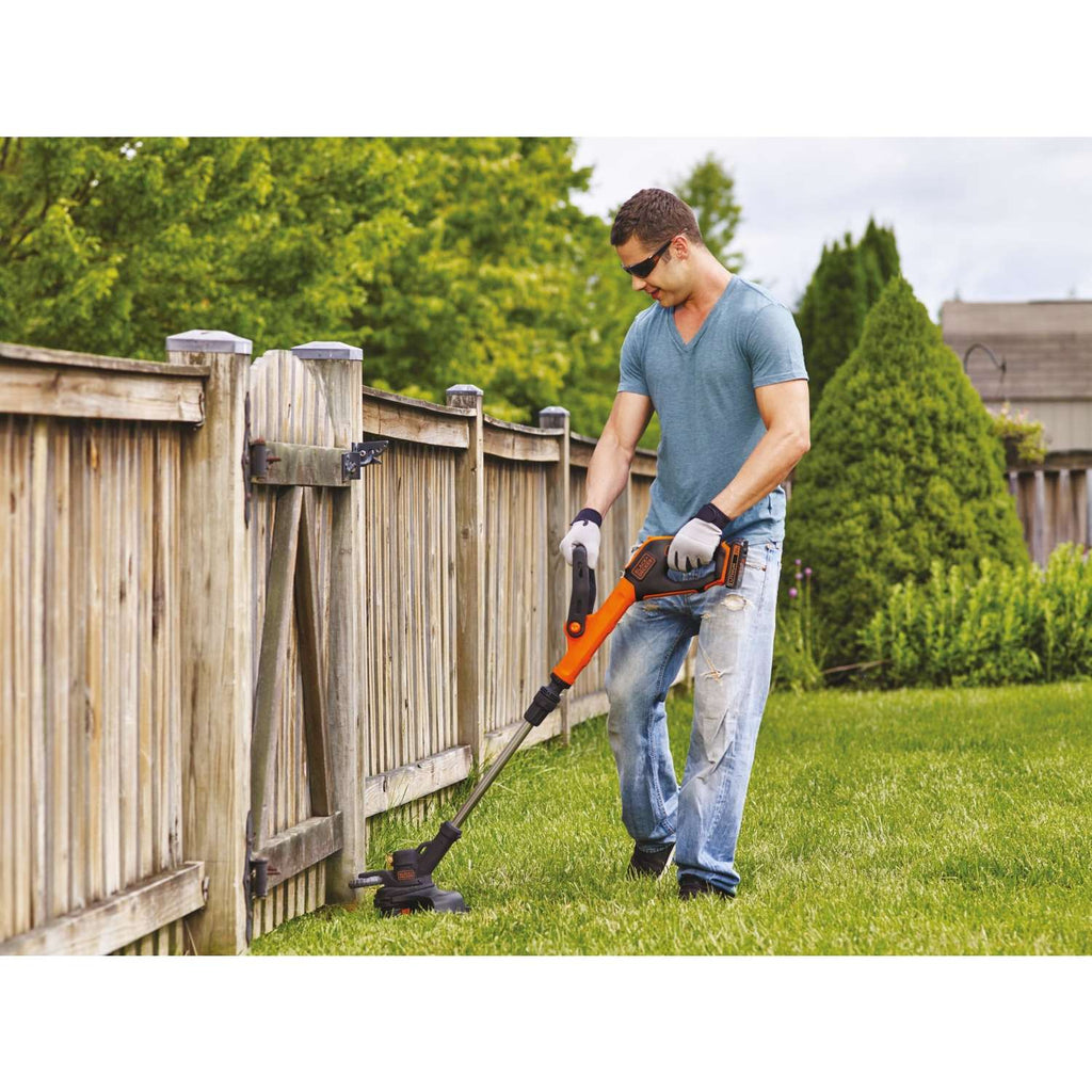 Black & Decker Black+Decker LST522 12 In. 20 V Electric Edger/Trimmer Kit (Battery & Charger)