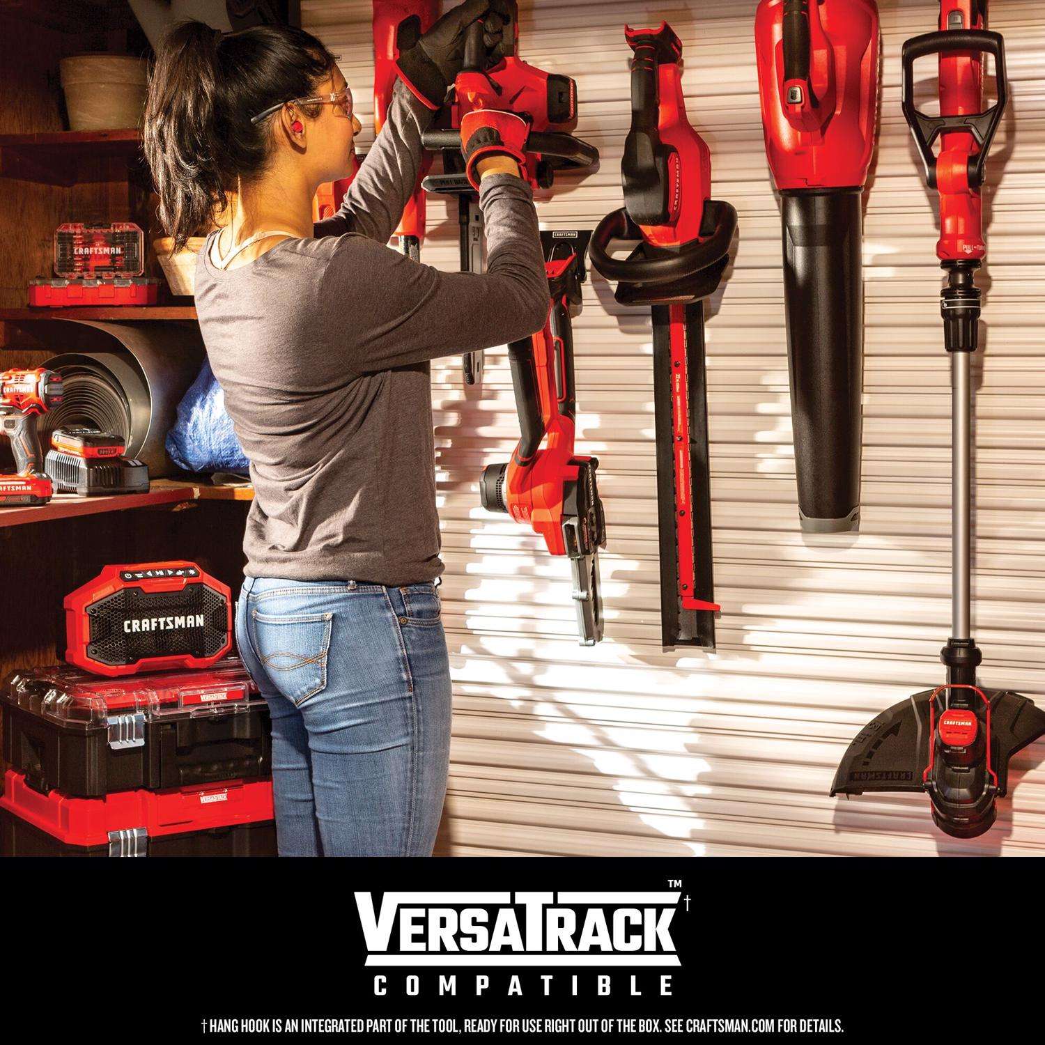  Craftsman 18 In. 20 V Battery Pole Hedge Trimmer Kit (Battery & Charger)