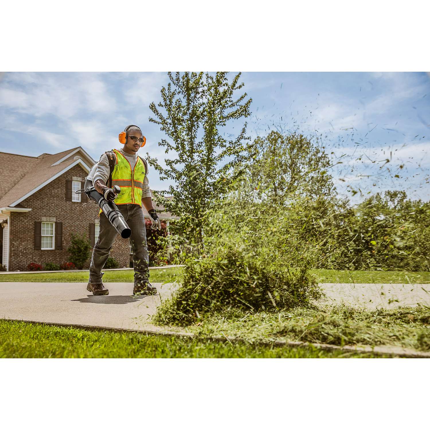  STIHL BR 700 X 193 Mph 901 CFM Gas Backpack Leaf Blower