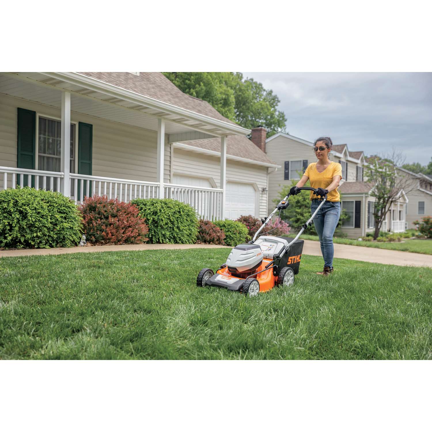  STIHL RMA 460 19 In. 36 V Battery Lawn Mower Tool Only