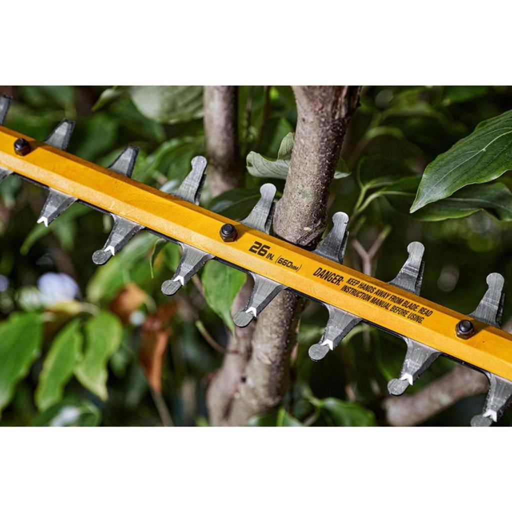  DeWalt 60V MAX DCHT870T1 26 In. 60 V Battery Hedge Trimmer Kit (Battery & Charger)